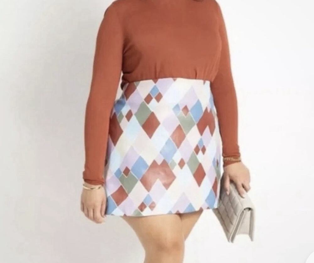 Eloquii geometric patchwork print faux leather mini skirt Size 22